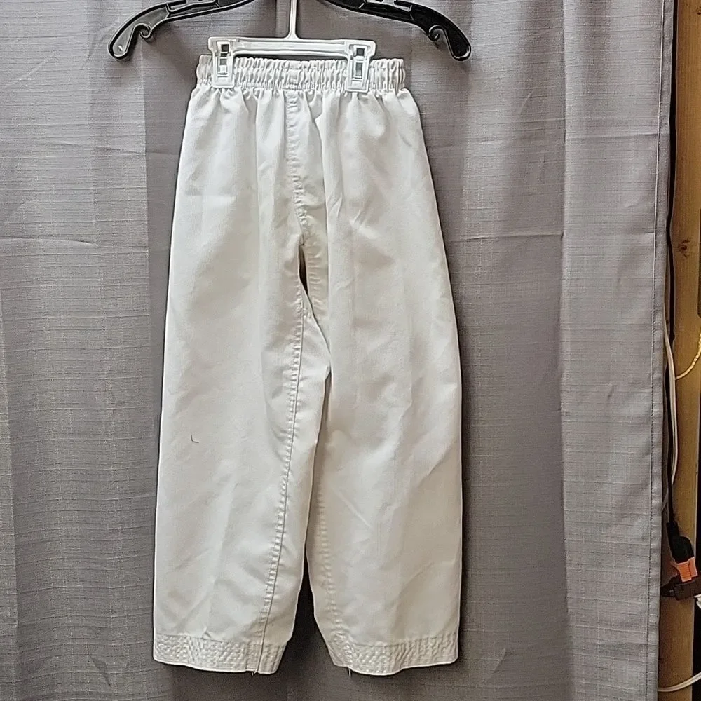 Dynamics Tae Kwon Do childrens outfit sz 00/130‎